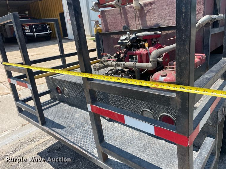 image for item ME9935 1986 Ford F350  brush fire truck