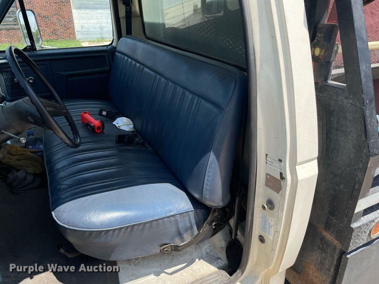 image for item ME9935 1986 Ford F350  brush fire truck