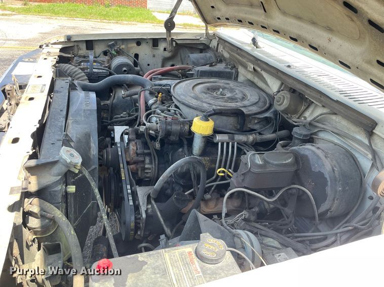 image for item ME9935 1986 Ford F350  brush fire truck