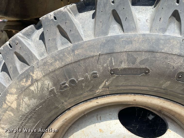 image for item ME9935 1986 Ford F350  brush fire truck