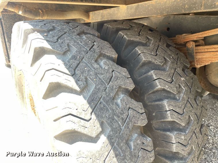 image for item ME9935 1986 Ford F350  brush fire truck