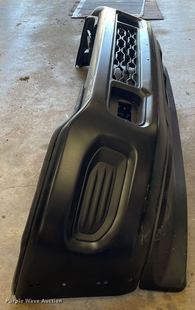 image for item ME9937 2023 Dodge Ram 5500  bumper
