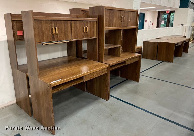 image for item ME9946 (13) desks