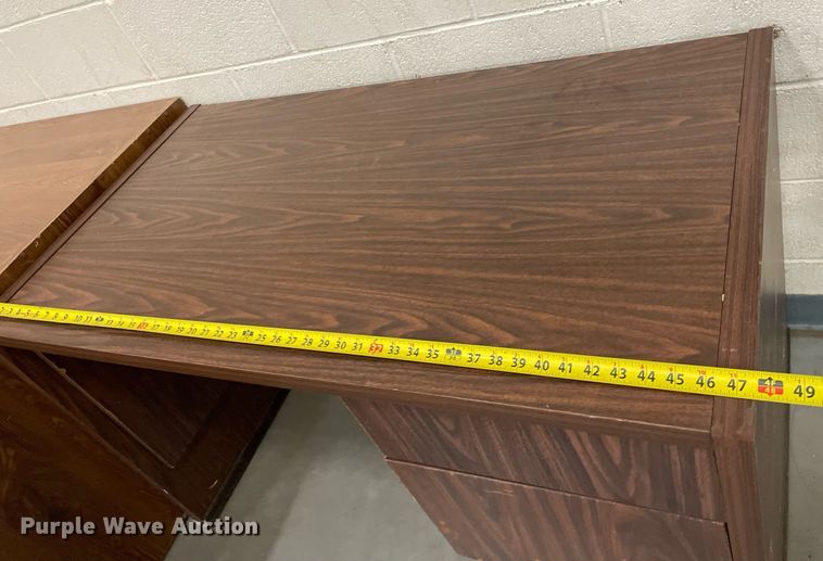 image for item ME9946 (13) desks