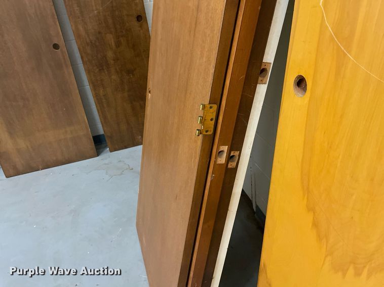 image for item ME9947 (22) doors