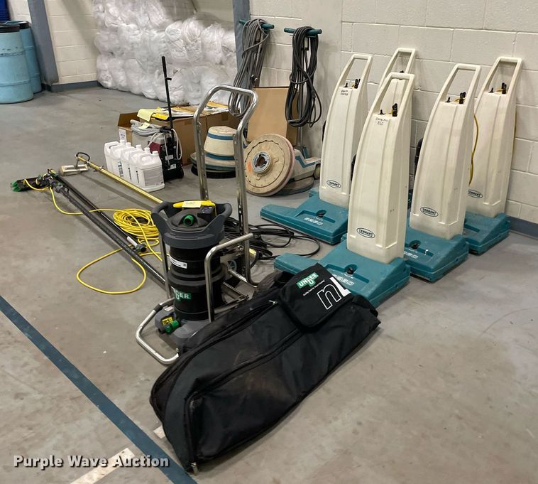 image for item ME9951 Cleaning equipment