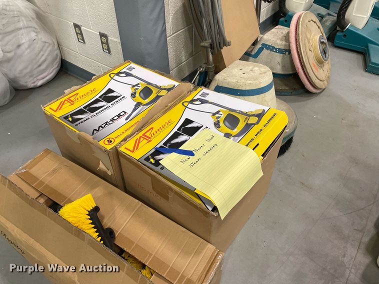 image for item ME9951 Cleaning equipment