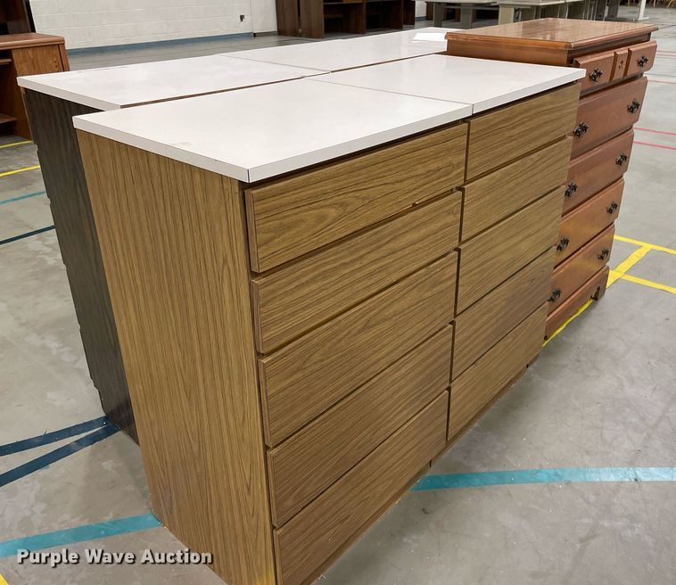 image for item ME9952 (6) dressers