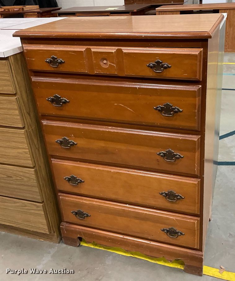 image for item ME9952 (6) dressers