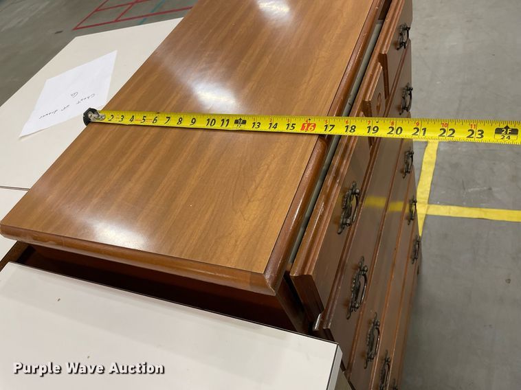 image for item ME9952 (6) dressers