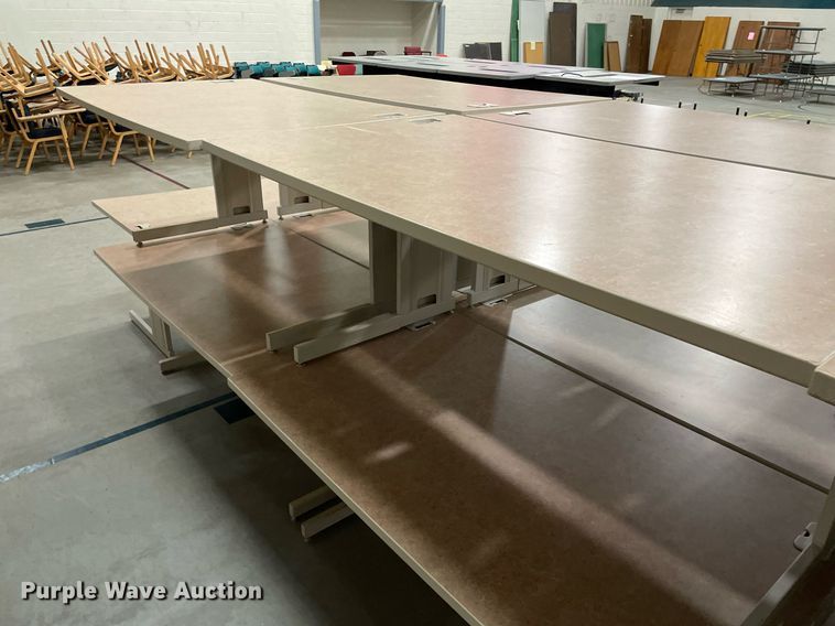 image for item ME9954 (32) desks