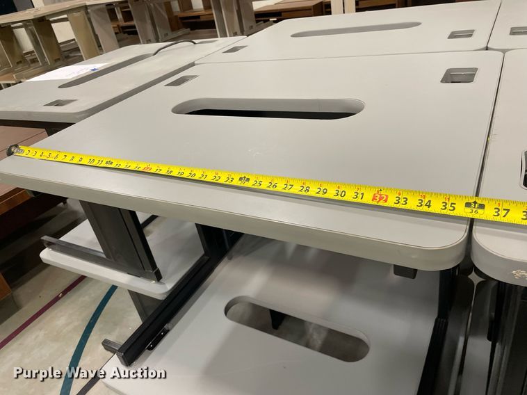 image for item ME9955 (14) 30" x 36" desks