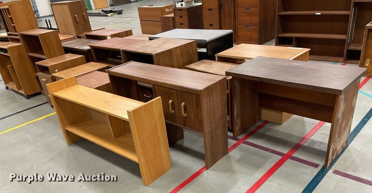 image for item ME9956 (18) cabinets