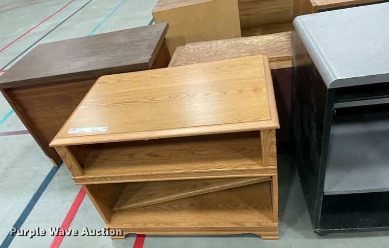 image for item ME9956 (18) cabinets