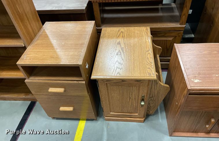 image for item ME9956 (18) cabinets