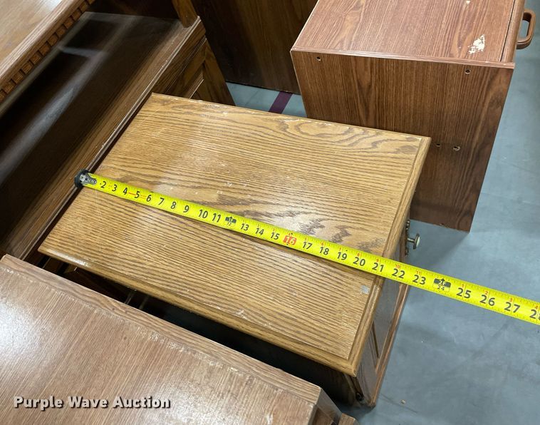 image for item ME9956 (18) cabinets