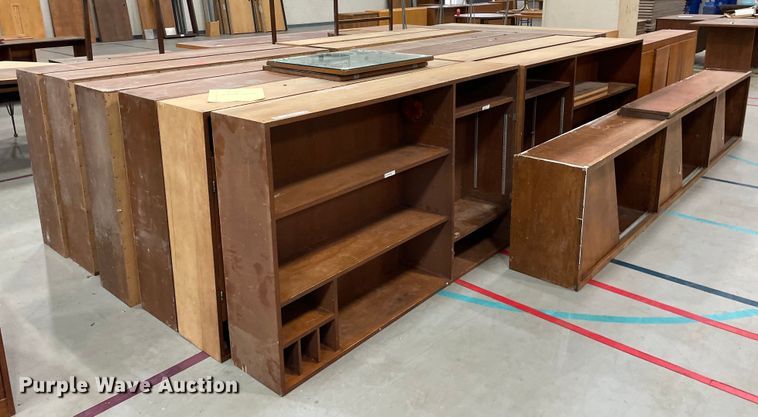 image for item ME9957 (17) cabinets