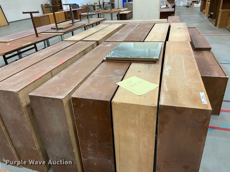 image for item ME9957 (17) cabinets