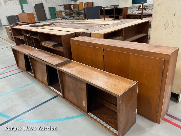 image for item ME9957 (17) cabinets