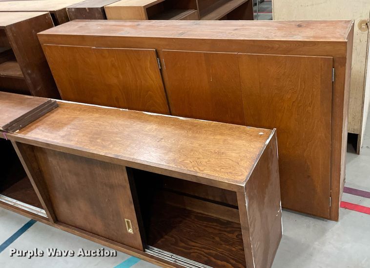 image for item ME9957 (17) cabinets