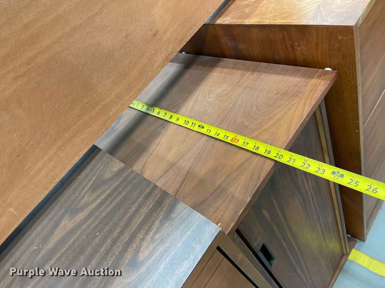 image for item ME9958 (6) file cabinets