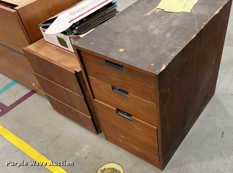 image for item ME9958 (6) file cabinets