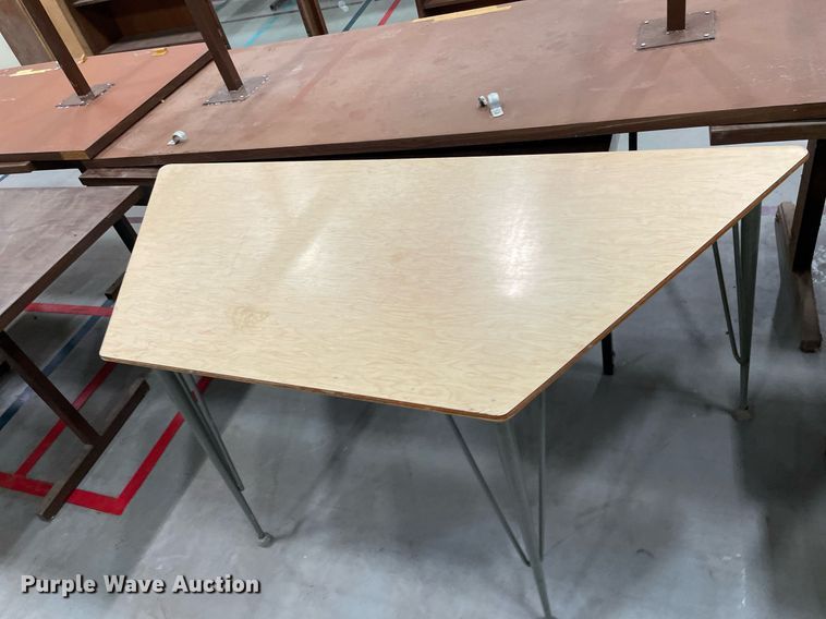 image for item ME9959 (14) tables