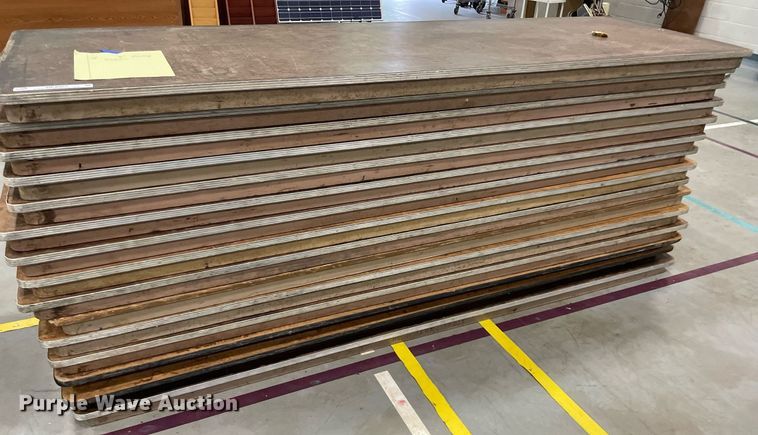 image for item ME9963 (22) folding tables