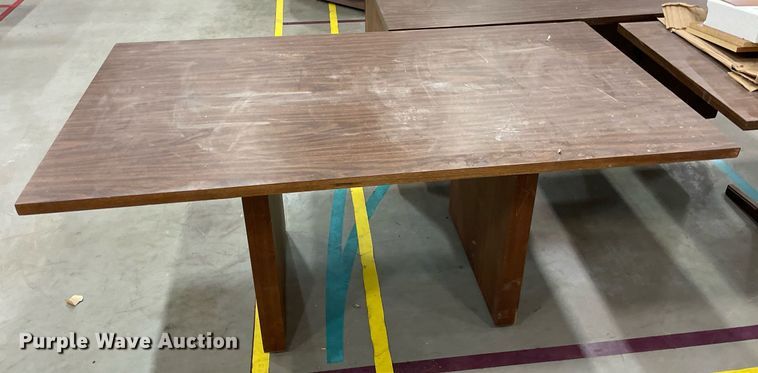 image for item ME9964 (7) desks