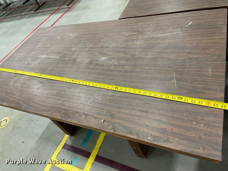 image for item ME9964 (7) desks