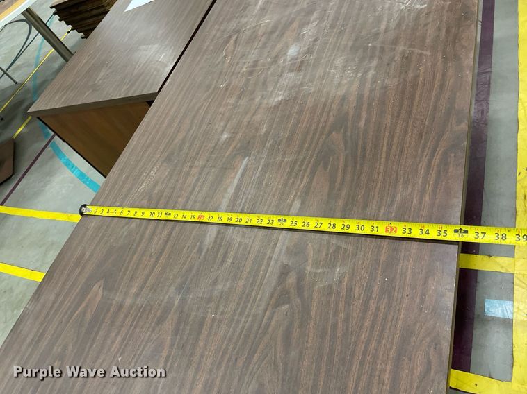 image for item ME9964 (7) desks