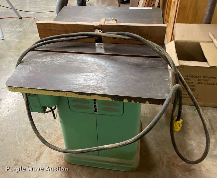 image for item ME9968 Delta  molder