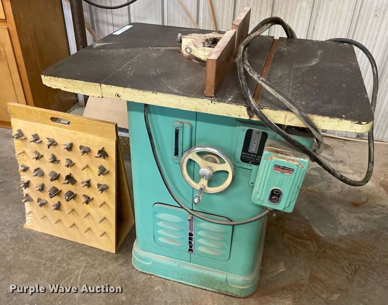 image for item ME9968 Delta  molder