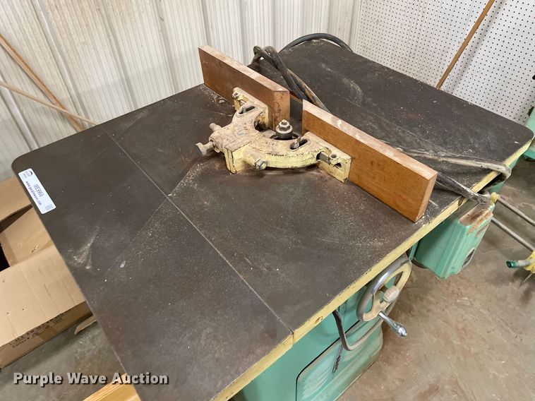 image for item ME9968 Delta  molder