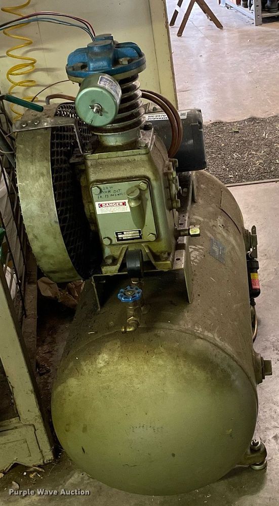 image for item ME9970 Johnson Controls A-4 16  air compressor