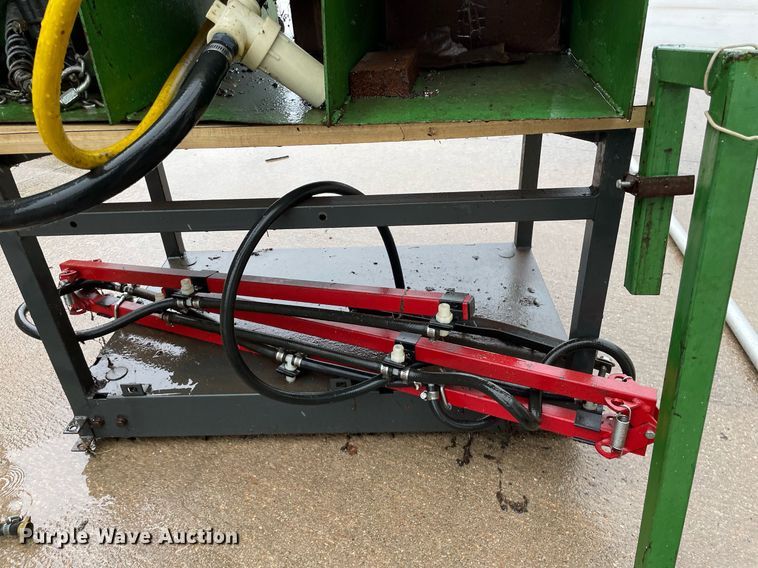 image for item ME9975 Snyder Industries  sprayer