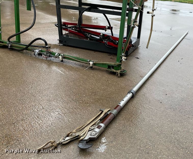 image for item ME9975 Snyder Industries  sprayer