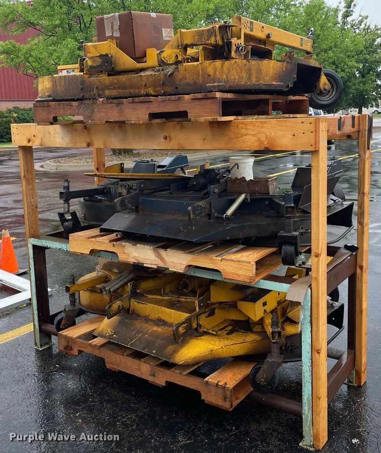 image for item ME9976 (3) 72"W mower decks