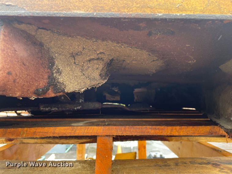 image for item ME9976 (3) 72"W mower decks