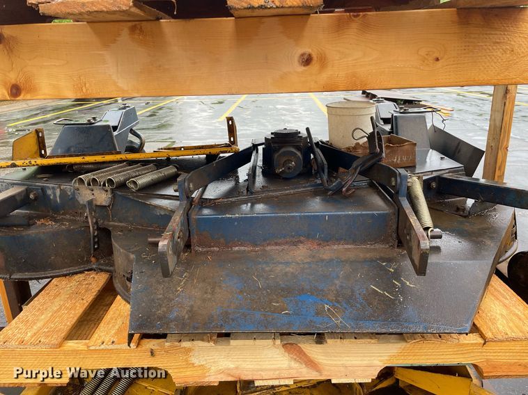 image for item ME9976 (3) 72"W mower decks