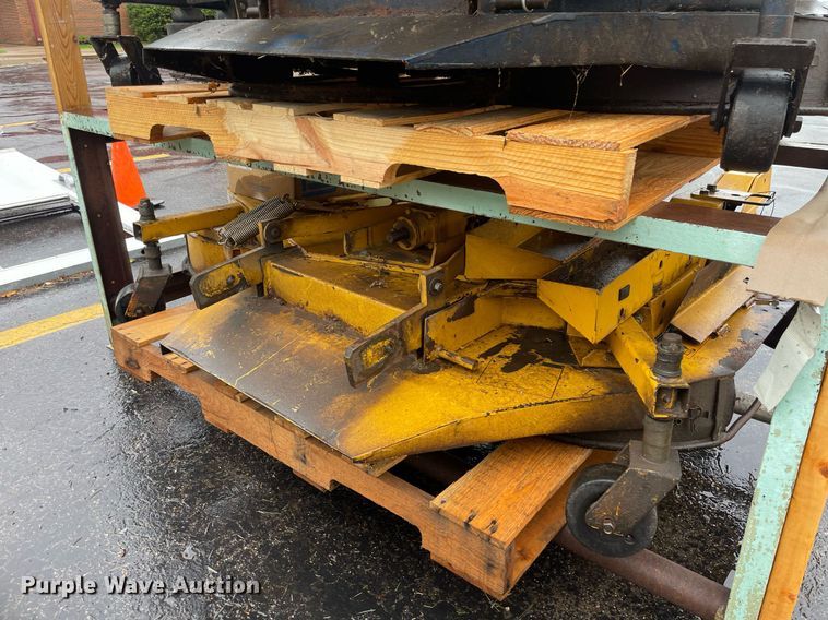 image for item ME9976 (3) 72"W mower decks