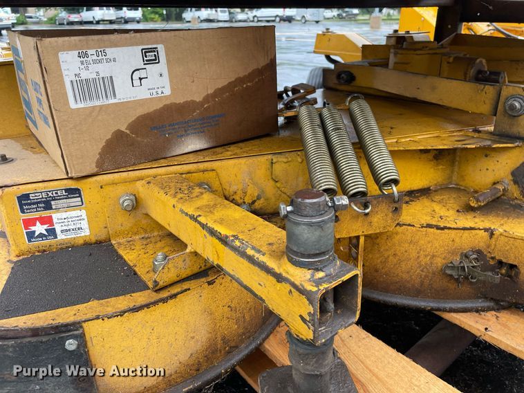 image for item ME9976 (3) 72"W mower decks