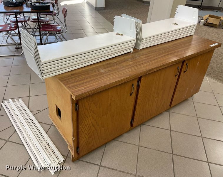 image for item ME9979 Cabinet