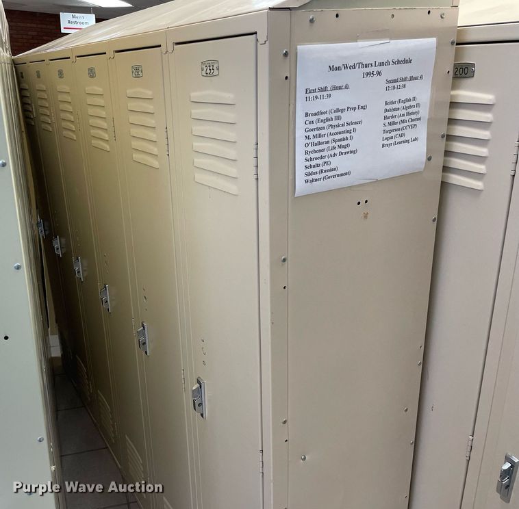 image for item ME9981 (14) Locker sets