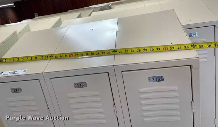 image for item ME9981 (14) Locker sets