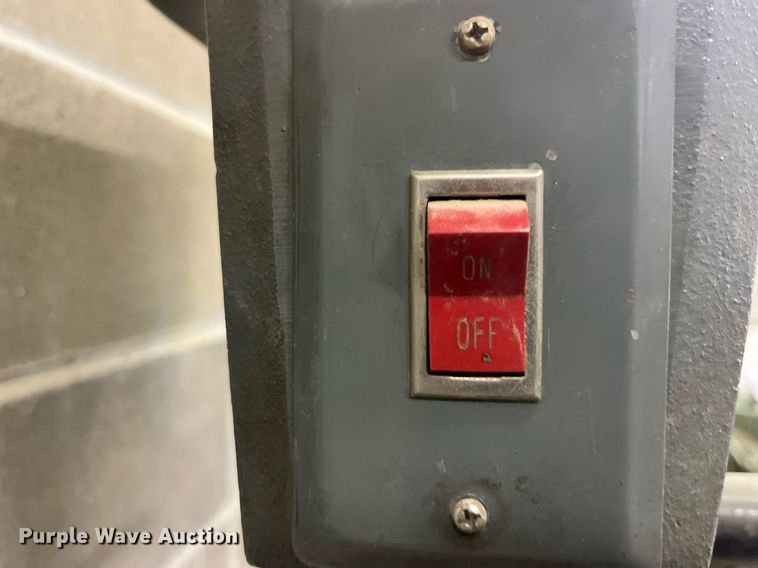 image for item MG9286 (2) drill presses