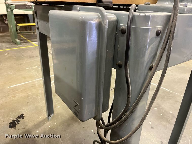 image for item MG9292 Delta  radial arm saw