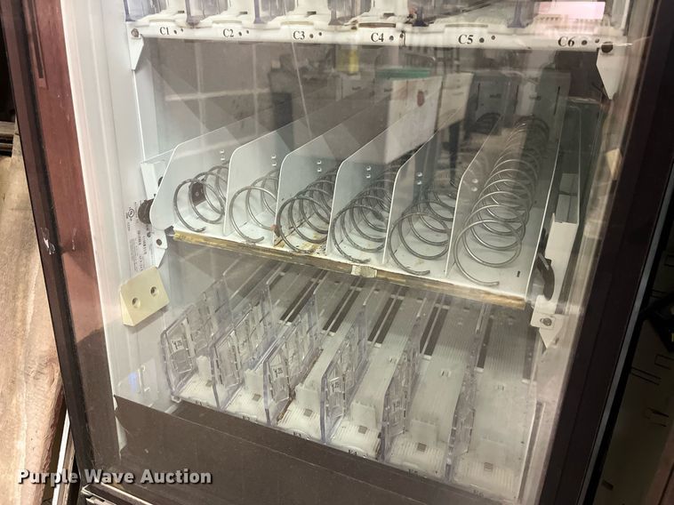 image for item MG9293 Dixie-Narco  vending machine