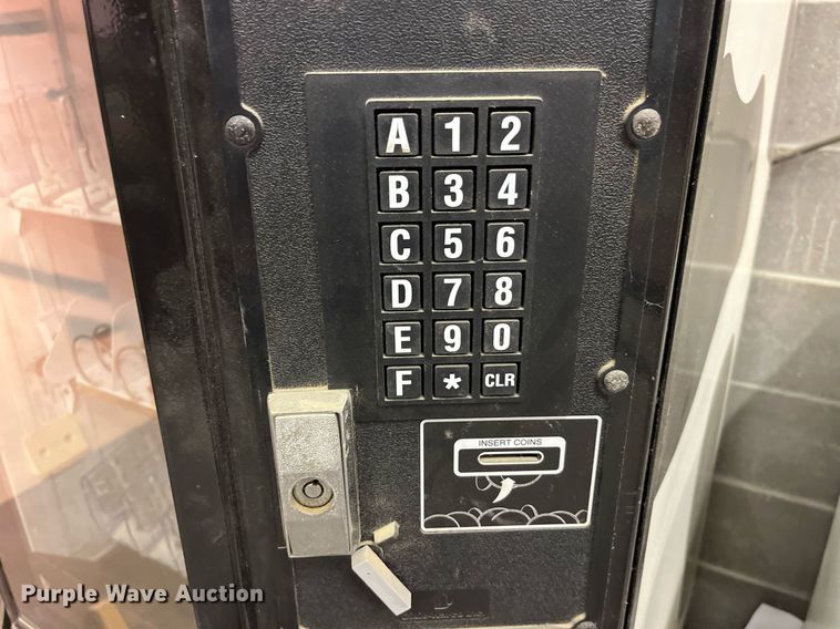 image for item MG9293 Dixie-Narco  vending machine