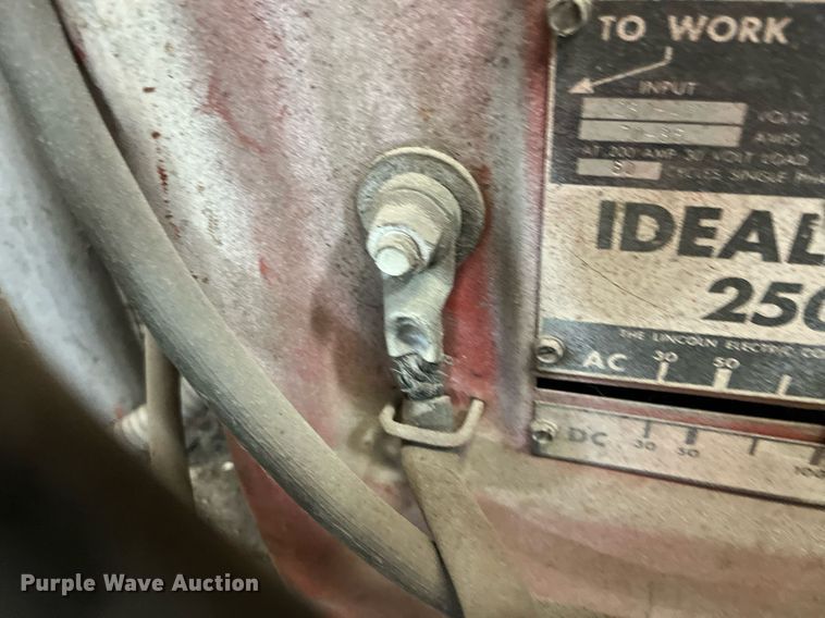 image for item MG9295 (3) Lincoln welders